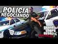 LA POLICIA MAS TONTA NEGOCIANDO CON ATRACADORES DE GTA V ROLEPLAY #301