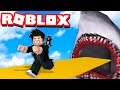 LOKIS FUGINDO DO TUBARÃO GIGANTE | Roblox - Epic Minigames