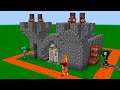 How to Capture a Castle in Minecraft - Noob vs Pro vs Hacker