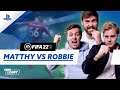 Matthy versus Robbie met commentaar van Raoul | FIFA 22 | PlayStation Lobby