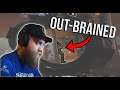 How to Out-Brain 4 People - Rainbow Six Siege