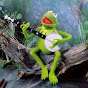 Frog Playing