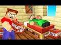 TROLLING JELLY'S MINECRAFT HOUSE! (I Stole Everything)