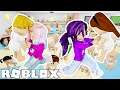 Who can take care of the most babies in Twilight Daycare? | Roblox Challenge