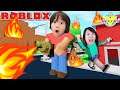 Ryan Escapes Fires in Roblox! Let’s Play Roblox FLAMETHROWER SIMULATOR with Ryan’s Mommy