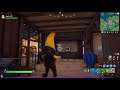 Fortnite Throw Different Shield Items or Healing Items (brutus brifing)