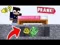 SIMPLE MINECRAFT PRANKS! (first time using mods)