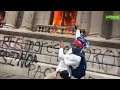 *562* - People burning down Guatemala's Congress