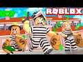 INVADIMOS UMA MANSÃO DO ROBLOX !!! - (Roblox Intruder Story)
