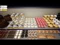Manage your bakery shop and create more than 25 types of bread and cakes - Bakery Shop Simulator