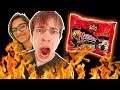 Korean Fire Noodle 2x Challenge med Robin og Samrita