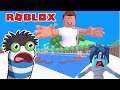 Fizzy Plays Roblox In The Pool | Fun Gaming